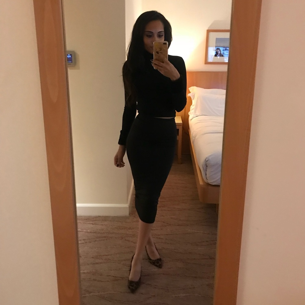 NWT FASHIONOVA BODYCON SKIRT-XS